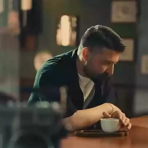 دانلود آهنگ اولش اینه خودت تهشو حساب کن از حمید هیراد